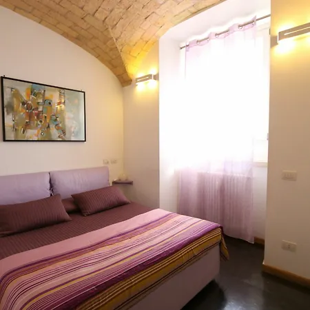 Residenza Adriana Affittacamere 2*
