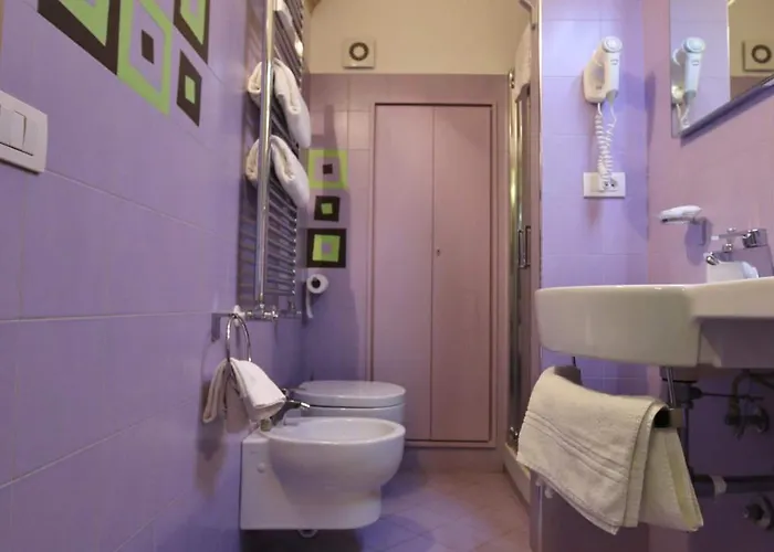 Residenza Adriana בית הארחה