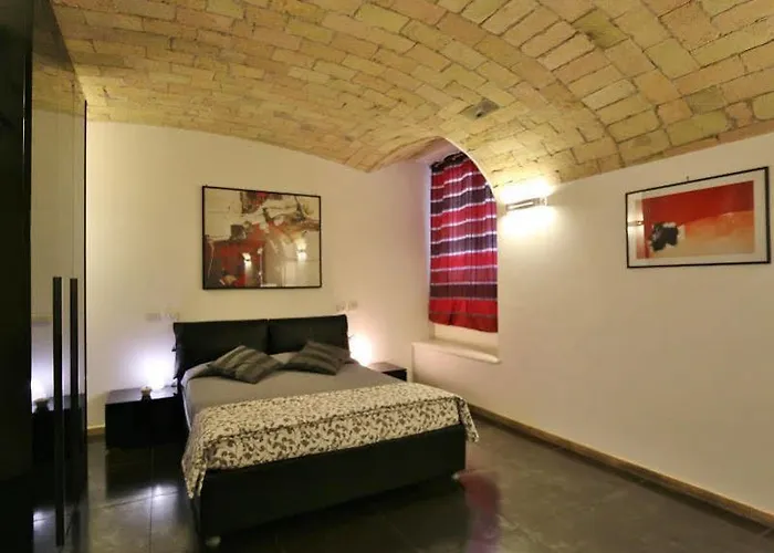 Residenza Adriana בית הארחה 4*